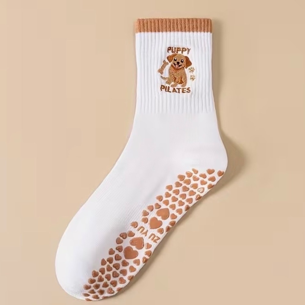 Puppy Pilates Grip Socks Women One Size White New Heart Non-Slip